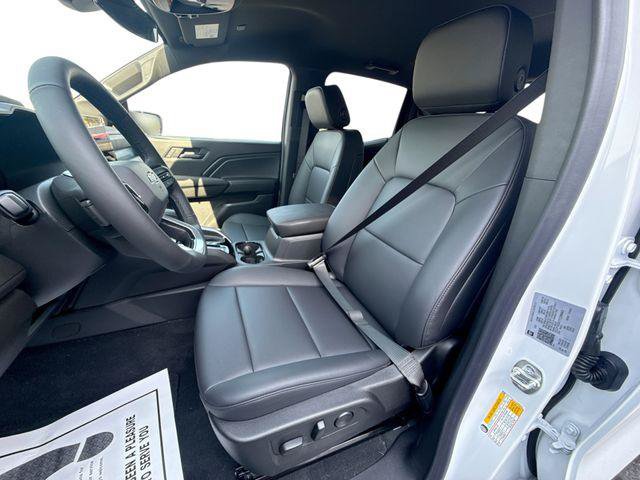 New 2026 Chevrolet Colorado Trail Boss AWD/4WD image 13
