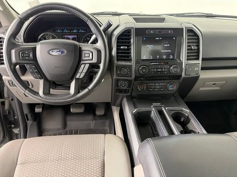 Used 2017 Ford F150 XLT w/ Equipment Group 302A Luxury AWD/4WD image 13