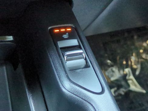 Used 2022 Kia Telluride S FWD image 24