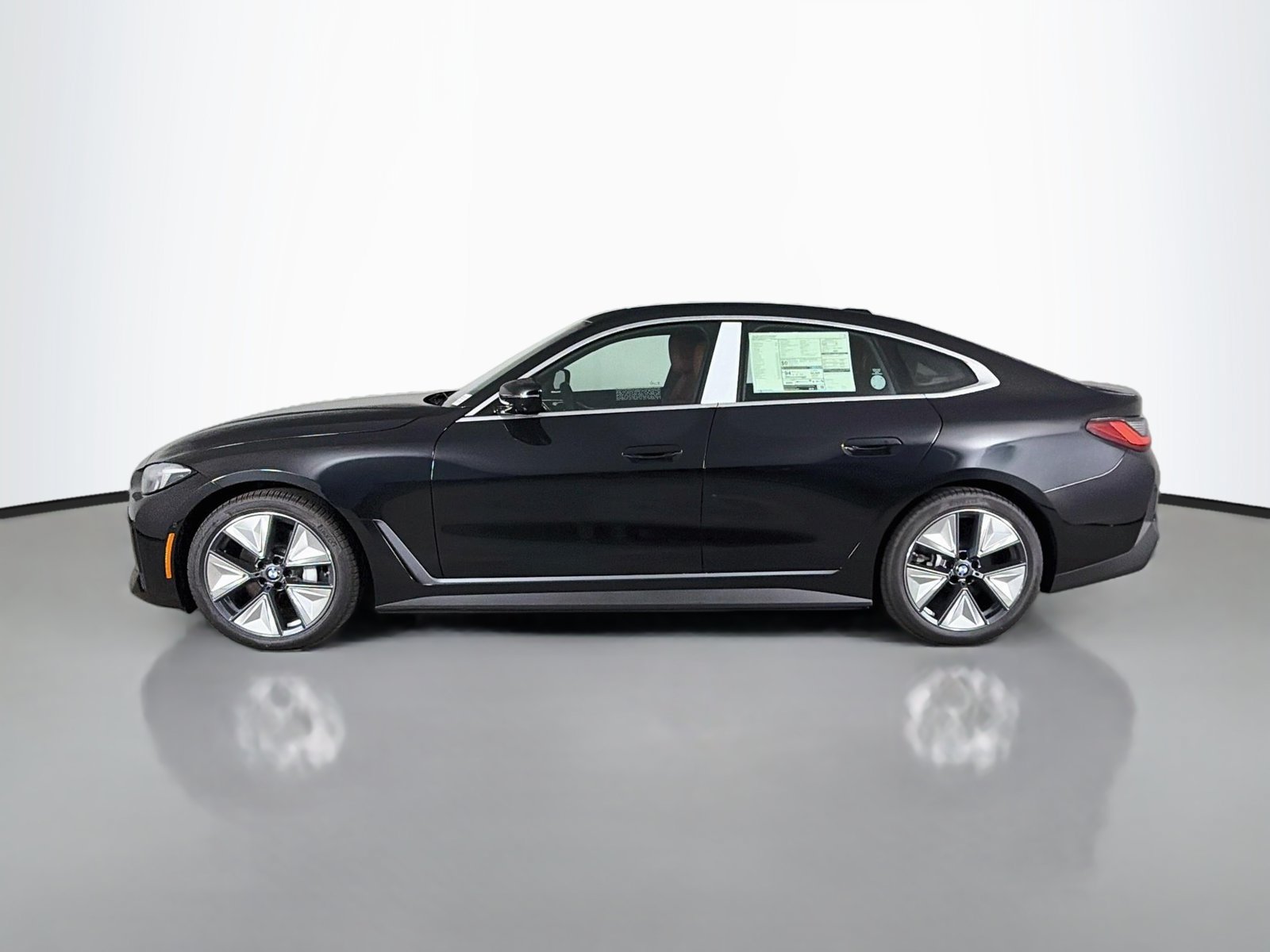 New 2026 BMW i4 xDrive40i w/ Premium Package AWD/4WD image 4