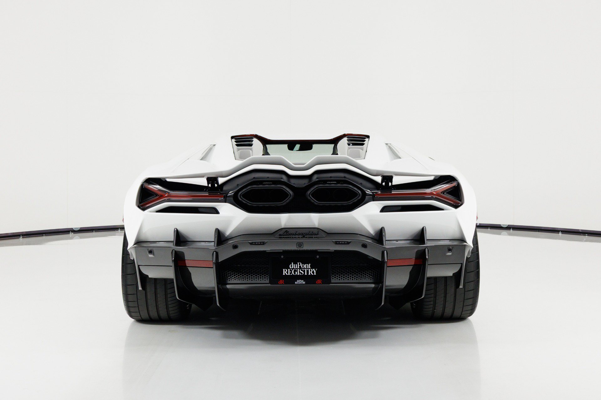 Used 2024 Lamborghini Revuelto AWD/4WD image 5