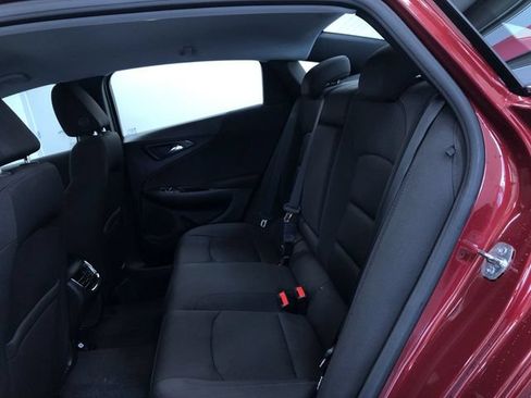 Used 2019 Chevrolet Malibu LT FWD image 21