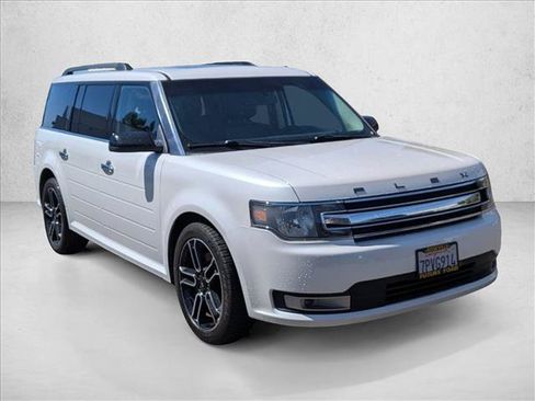 Used 2015 Ford Flex SEL w/ Equipment Group 202A AWD/4WD image 3