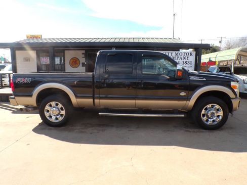 Used 2012 Ford F250 King Ranch w/ King Ranch w/Chrome Pkg image 1