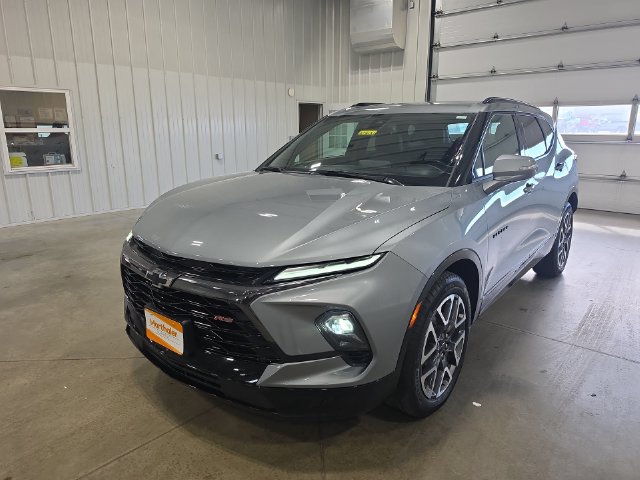 Used 2025 Chevrolet Blazer RS AWD/4WD image 4
