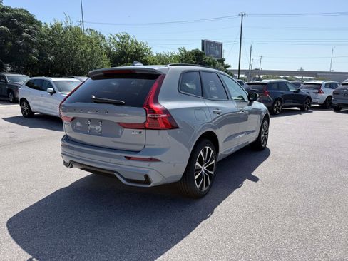Certified 2025 Volvo XC60 B5 Plus AWD/4WD image 6