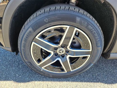 New 2026 Mercedes-Benz GLC 300 4MATIC image 17