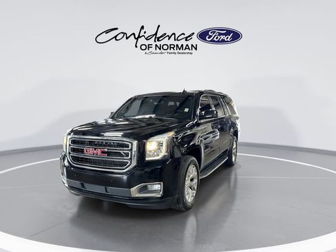Used 2016 GMC Yukon XL SLT w/ Open Road Package AWD/4WD image 3