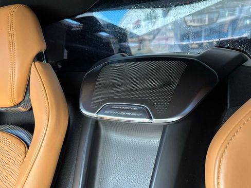 Used 2021 Chevrolet Corvette Stingray image 17