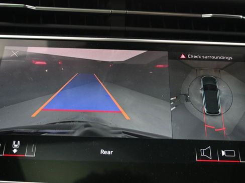 Used 2023 Audi Q7 3.0T Premium Plus image 15