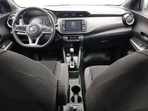 Used 2020 Nissan Kicks SV FWD image 10