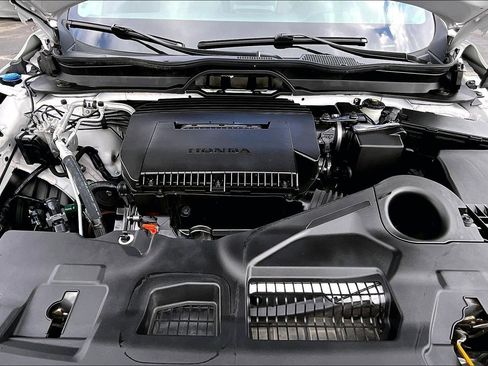 Used 2023 Honda Pilot Elite image 9