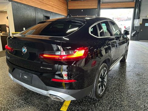 Used 2023 BMW X4 xDrive30i AWD/4WD image 3