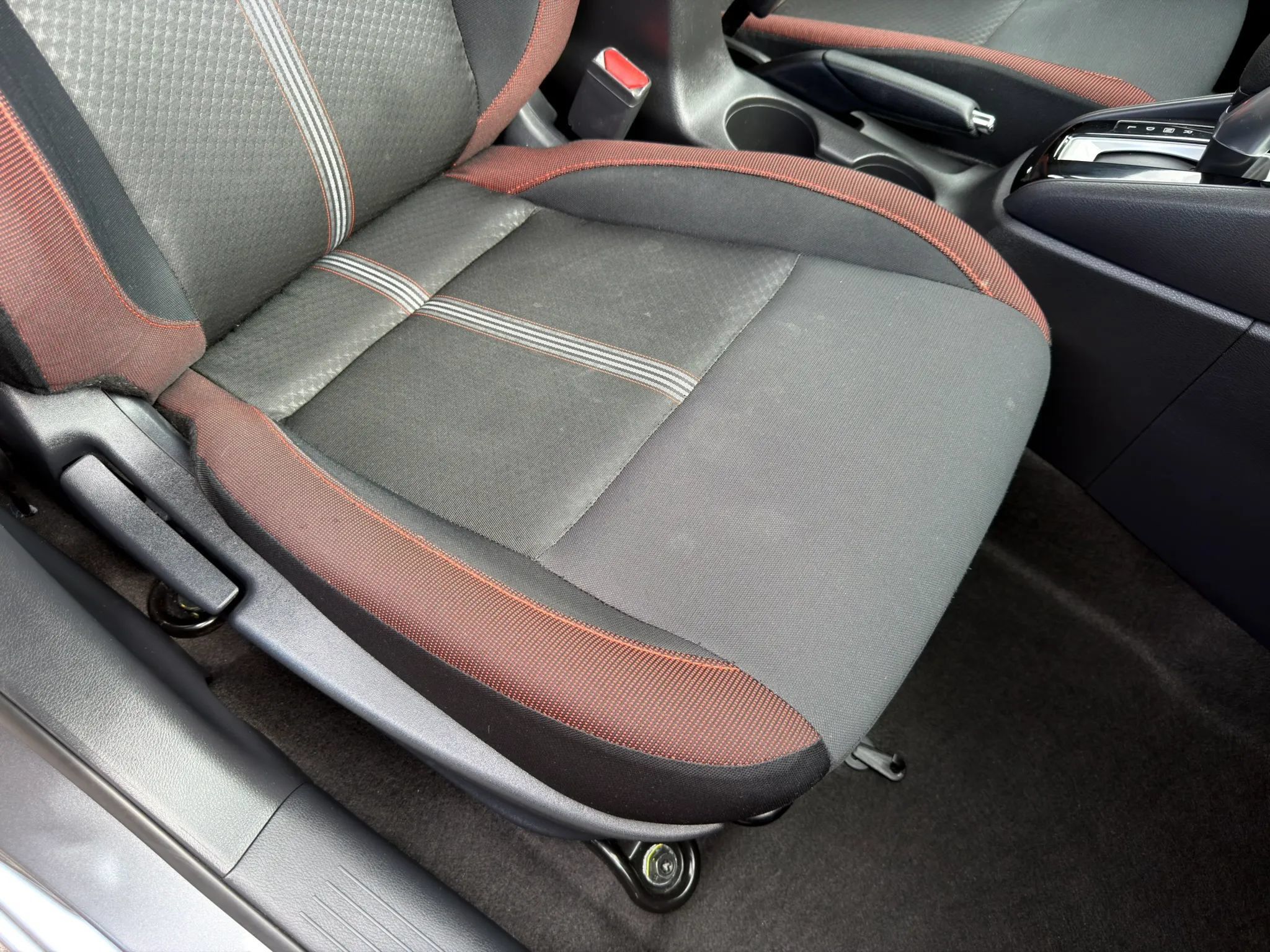 Used 2023 Nissan Versa SR w/ Trunk Package FWD image 9