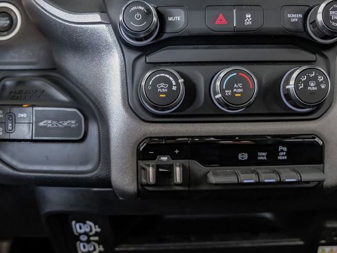 Used 2024 RAM 3500 Tradesman w/ Chrome Appearance Group image 26