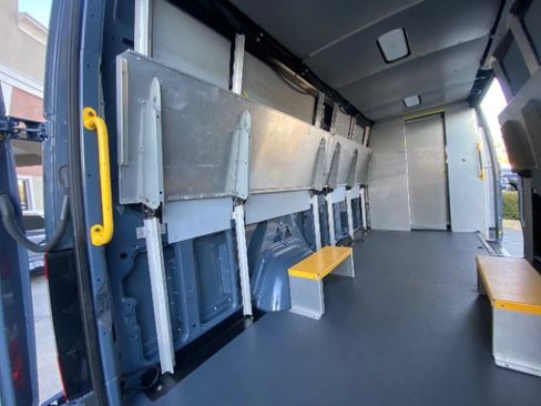 Used 2019 Mercedes-Benz Sprinter 170 image 12