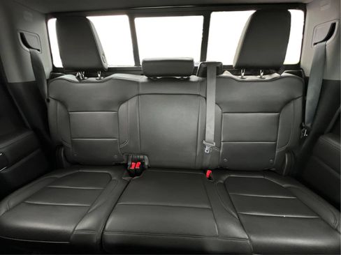 Used 2019 Chevrolet Silverado 1500 LTZ AWD/4WD image 19