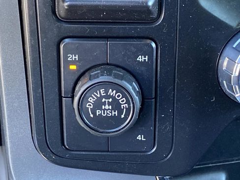 Used 2024 Ford F150 XLT w/ Mobile Office Package image 19