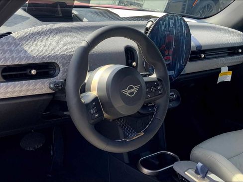 New 2025 MINI Cooper S image 8