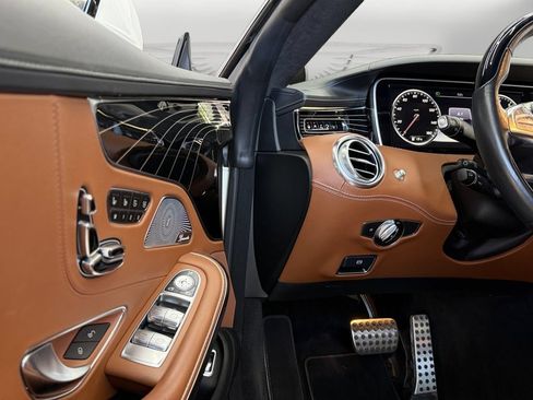 Used 2017 Mercedes-Benz S 550 Cabriolet image 19