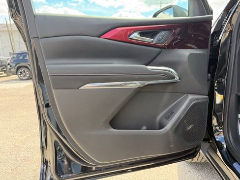 New 2026 Chevrolet Traverse Z71 AWD/4WD image 12