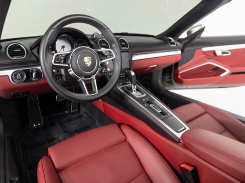 Certified 2024 Porsche 718 Boxster S image 4