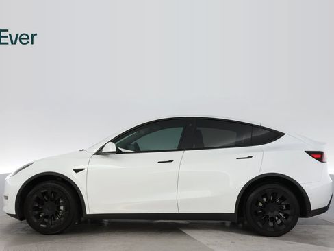 Used 2023 Tesla Model Y Long Range AWD/4WD image 15