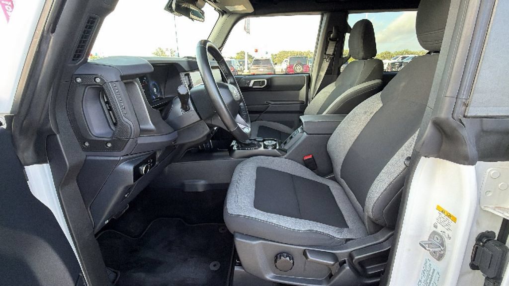 Used 2025 Ford Bronco Big Bend AWD/4WD image 13
