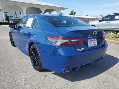Used 2024 Toyota Camry XSE FWD image 3