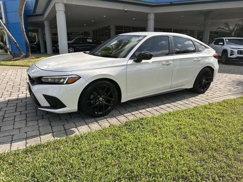 Used 2023 Honda Civic Sport image 21