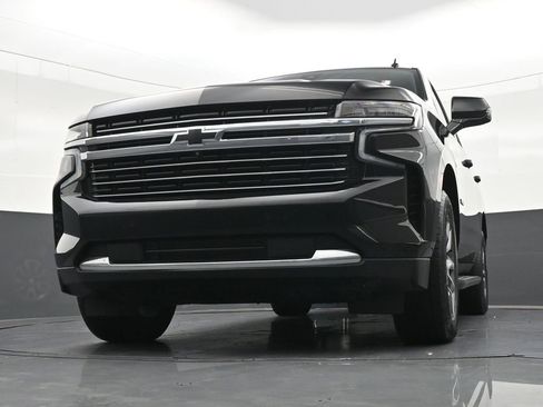Used 2022 Chevrolet Tahoe LT w/ Luxury Package RWD image 30