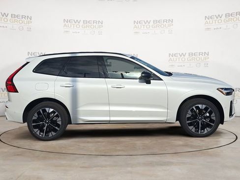 New 2026 Volvo XC60 B5 Plus w/ Protection Package Premier AWD/4WD image 6