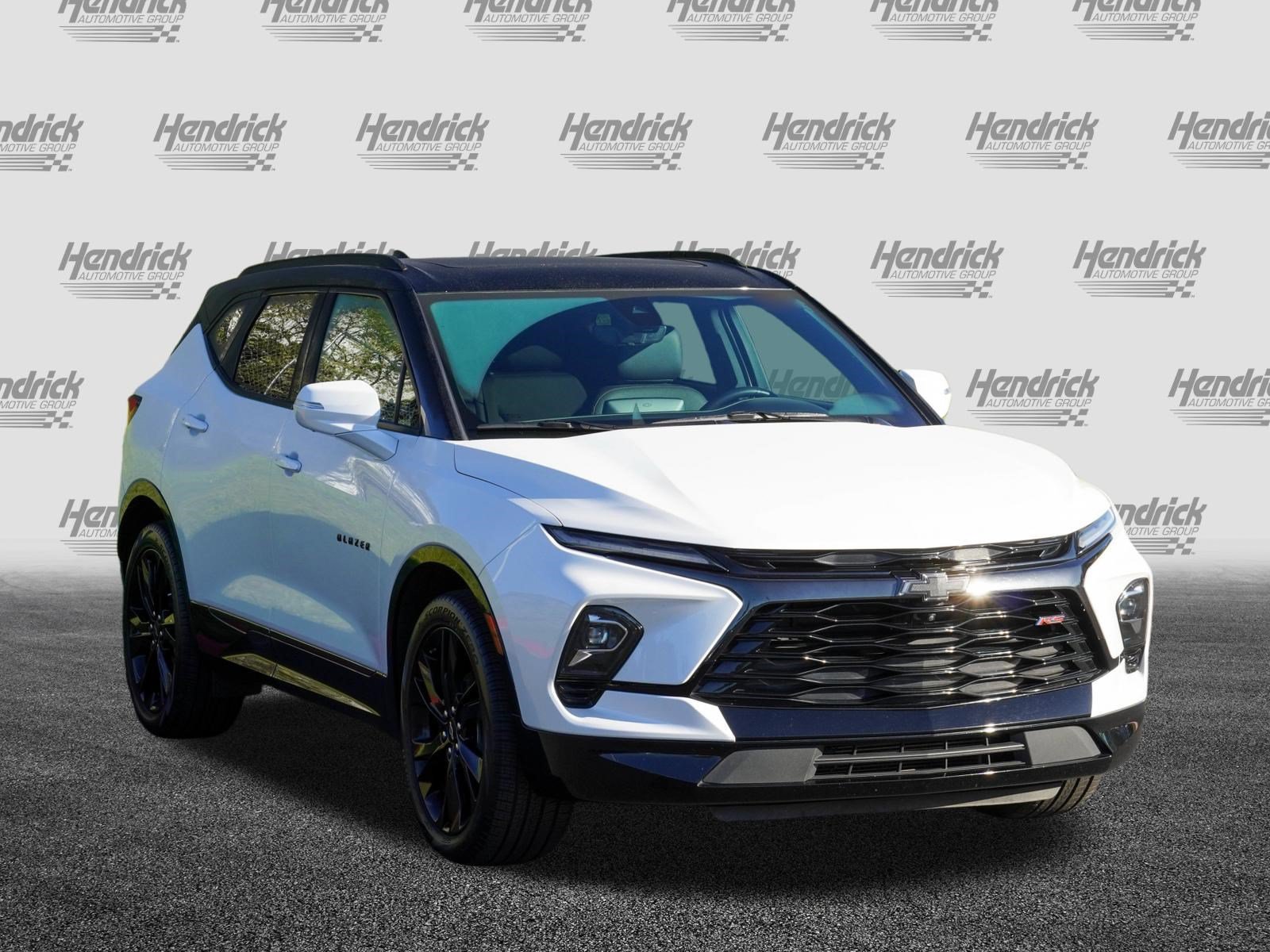 Used 2023 Chevrolet Blazer RS w/ Driver Confidence II Package AWD/4WD image 2