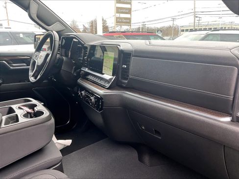 Used 2023 Chevrolet Silverado 1500 LT image 14