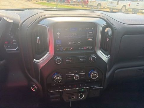 Used 2020 Chevrolet Silverado 1500 LT w/ All-Star Edition AWD/4WD image 9