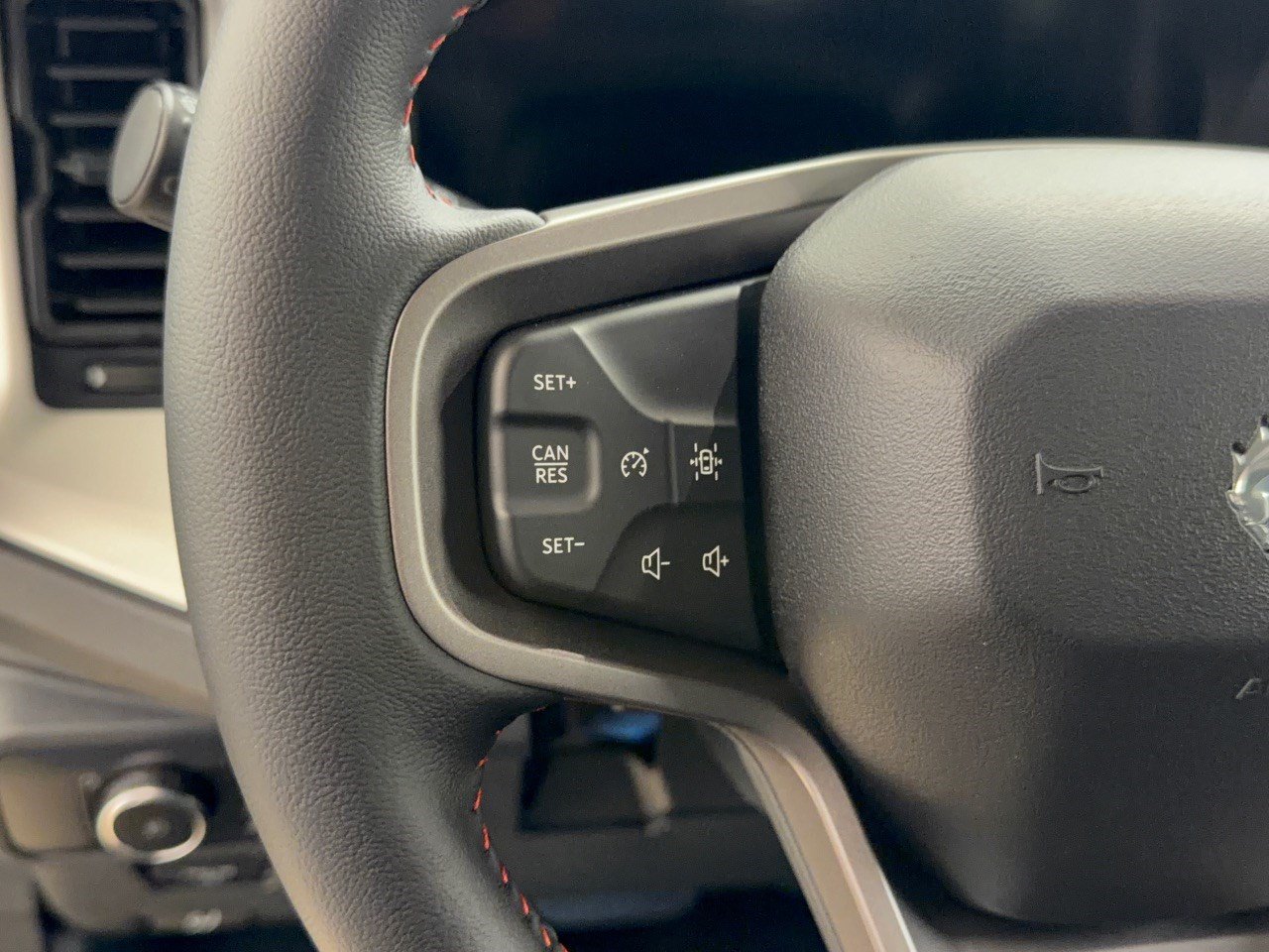 New 2026 Ford Bronco Heritage Edition AWD/4WD image 18