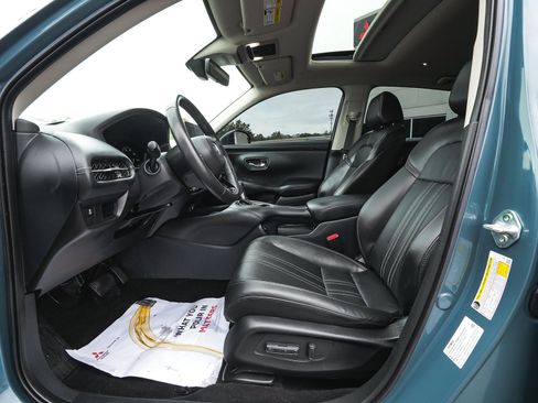 Used 2025 Honda HR-V EX-L image 29