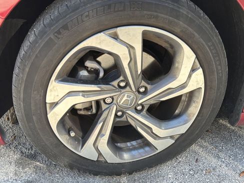 Used 2020 Honda Accord EX image 5