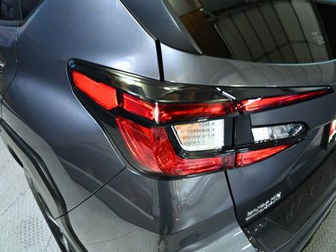 Used 2025 Subaru Crosstrek 2.0i Premium image 12