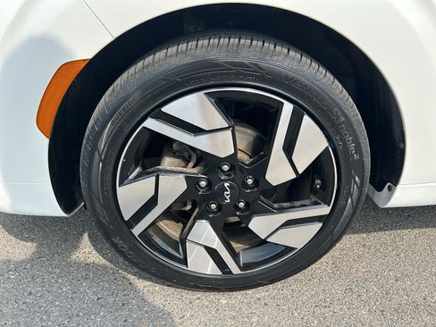 Used 2023 Kia Soul GT-Line FWD image 8