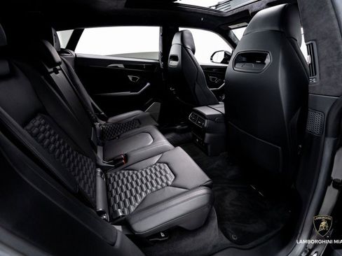 Used 2024 Lamborghini Urus S image 57