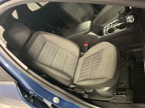 Used 2024 Chevrolet Equinox LT w/ LPO, Floor Liner Package FWD image 24