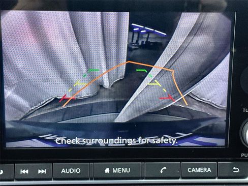 Used 2023 Nissan Rogue SV image 26