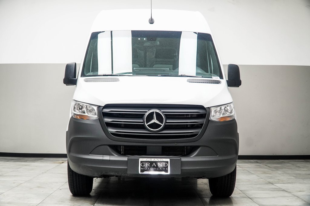 Used 2024 Mercedes-Benz Sprinter 2500 image 10