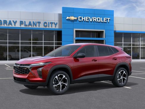 New 2026 Chevrolet Trax RS FWD image 2