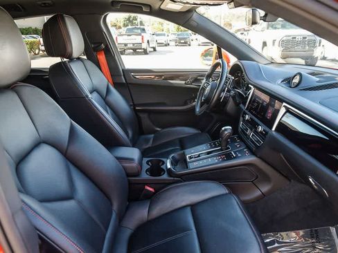 Used 2024 Porsche Macan S AWD/4WD image 18