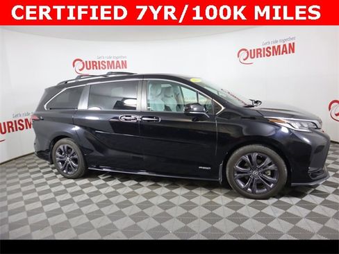 Used 2021 Toyota Sienna XSE image 9