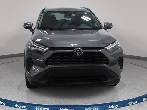 Used 2022 Toyota RAV4 XLE w/ Convenience Package AWD/4WD image 3