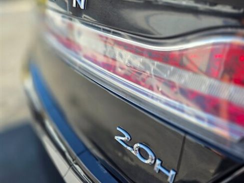 Used 2016 Lincoln MKZ Hybrid w/ Equipment Group 600A Reserve FWD image 11