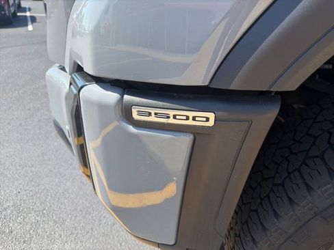 Used 2024 GMC Sierra 3500 AT4 w/ AT4 Premium Plus Package AWD/4WD image 13